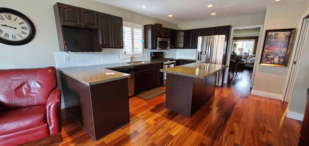 Canada's Best handyman kitchen before